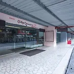 Oyo 90150 City Campus Lodge & Hotel