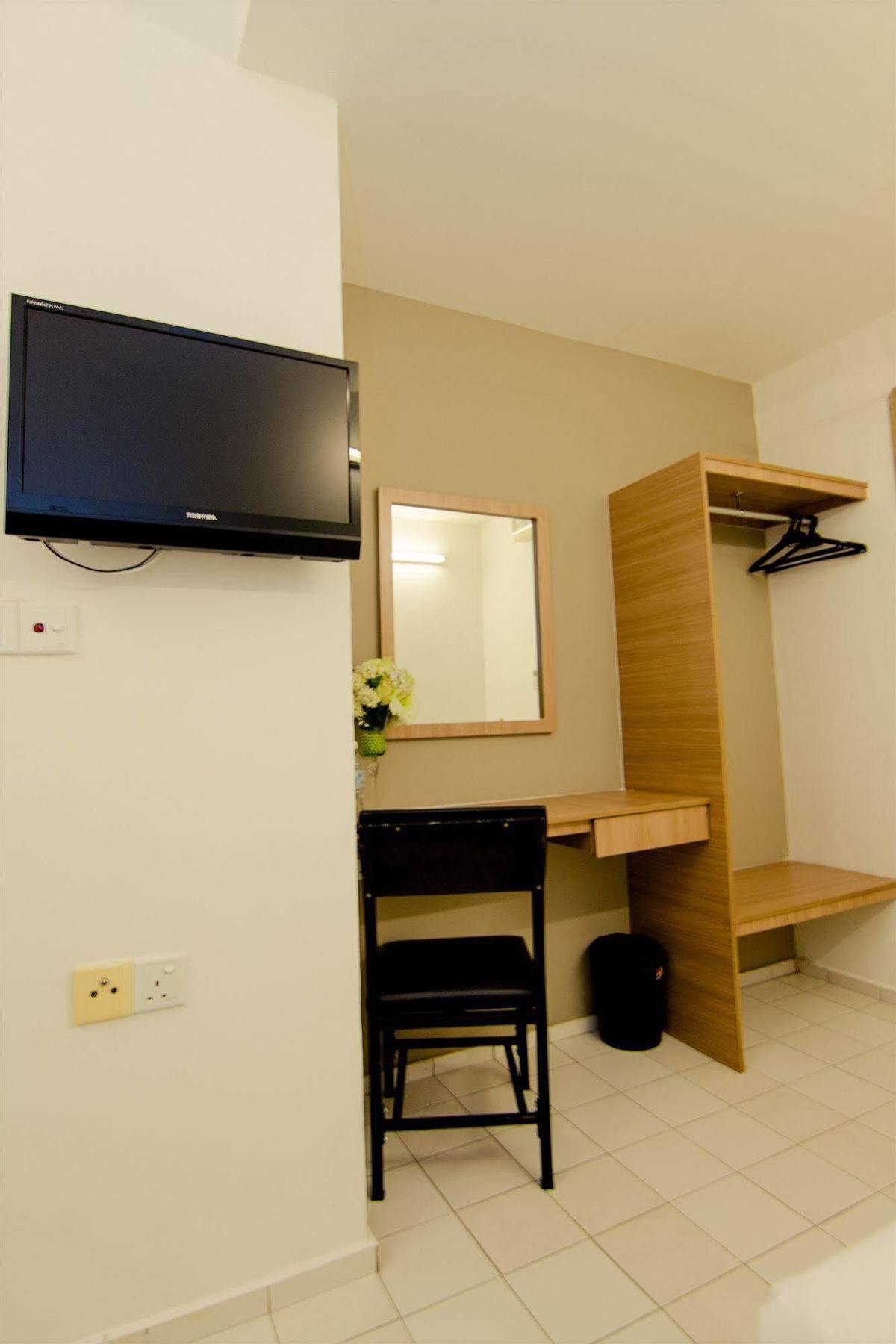 Oyo 90150 City Campus & Hotel Kuala Lumpur